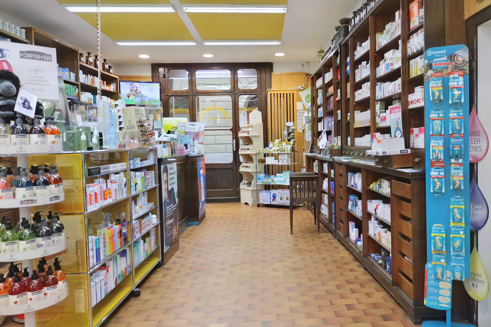 Farmacia Quattrini (18)